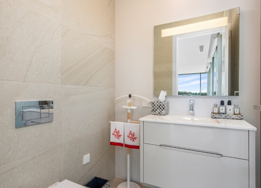 Resale - Villa - Las Colinas - Las Colinas Golf