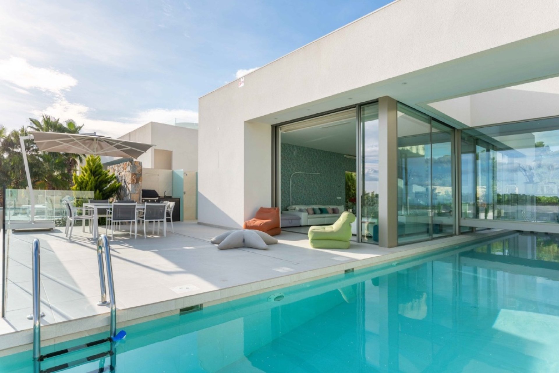 Resale - Villa - Las Colinas - Las Colinas Golf