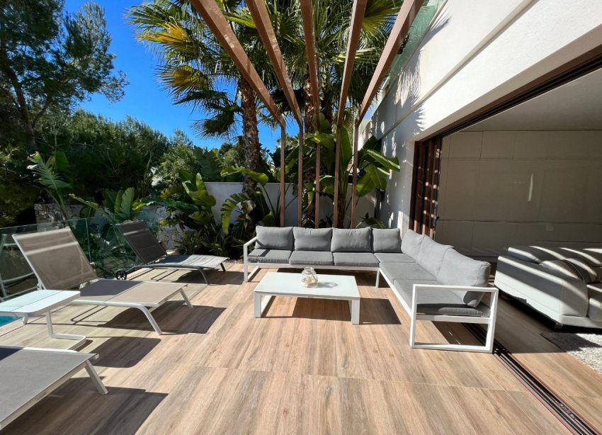 Resale - Villa - Las Colinas - Las Colinas Golf