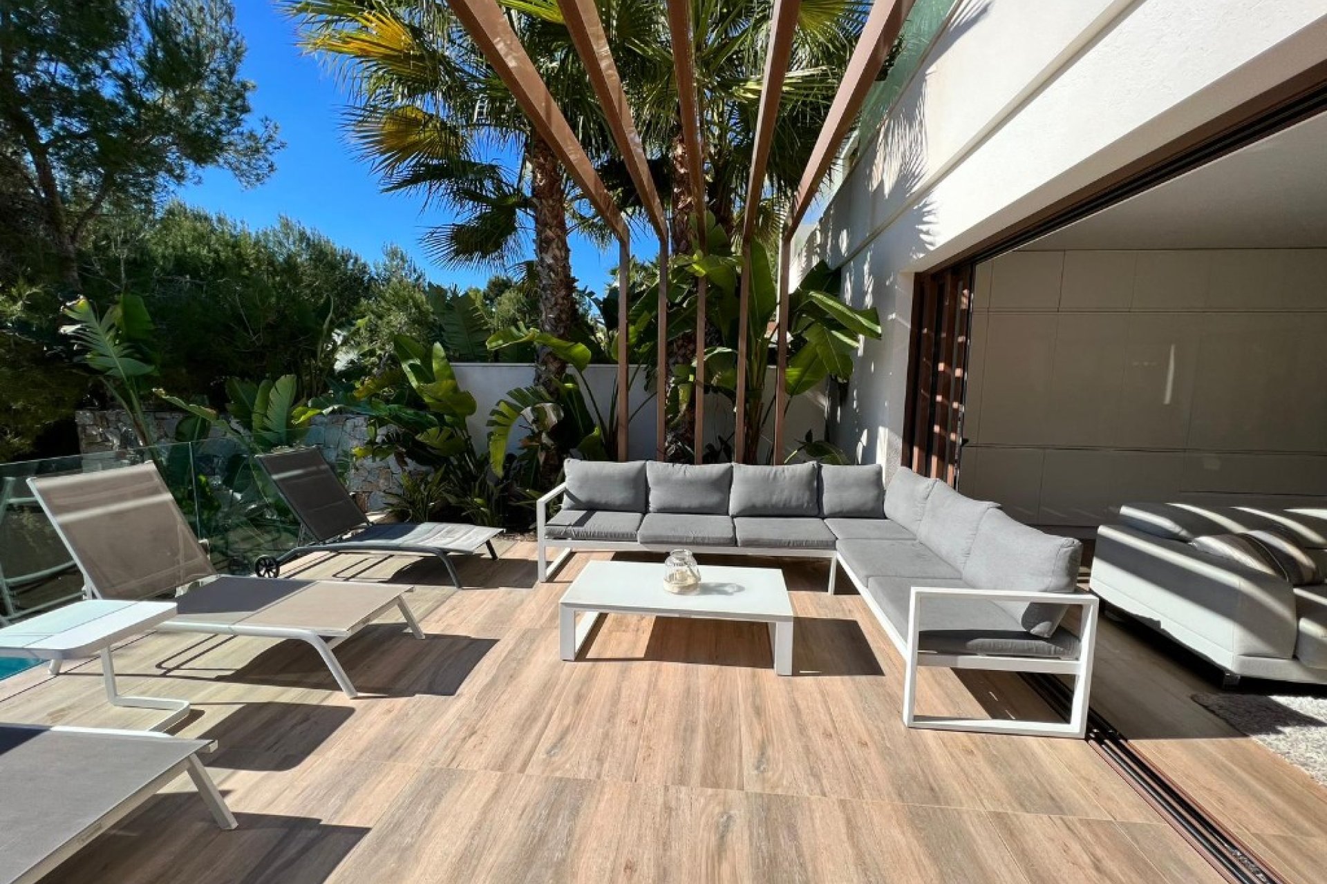 Resale - Villa - Las Colinas - Las Colinas Golf