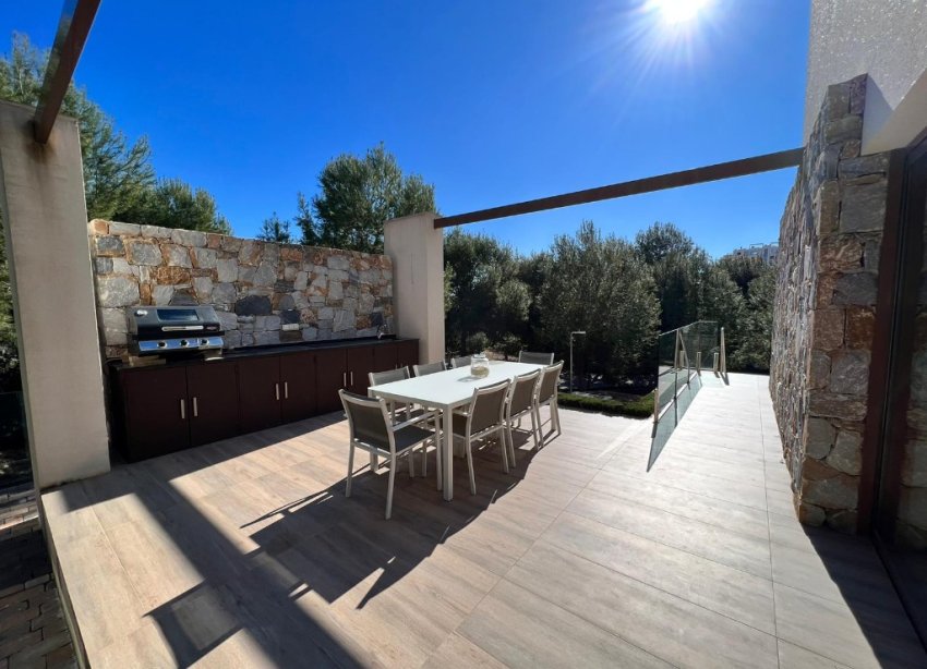 Resale - Villa - Las Colinas - Las Colinas Golf