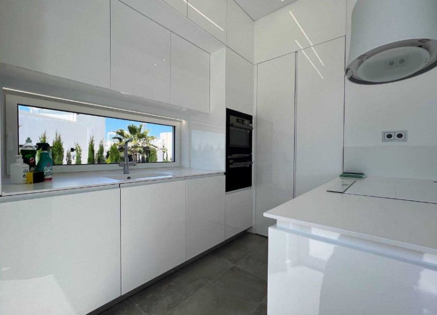 Resale - Villa - Las Colinas - Las Colinas Golf