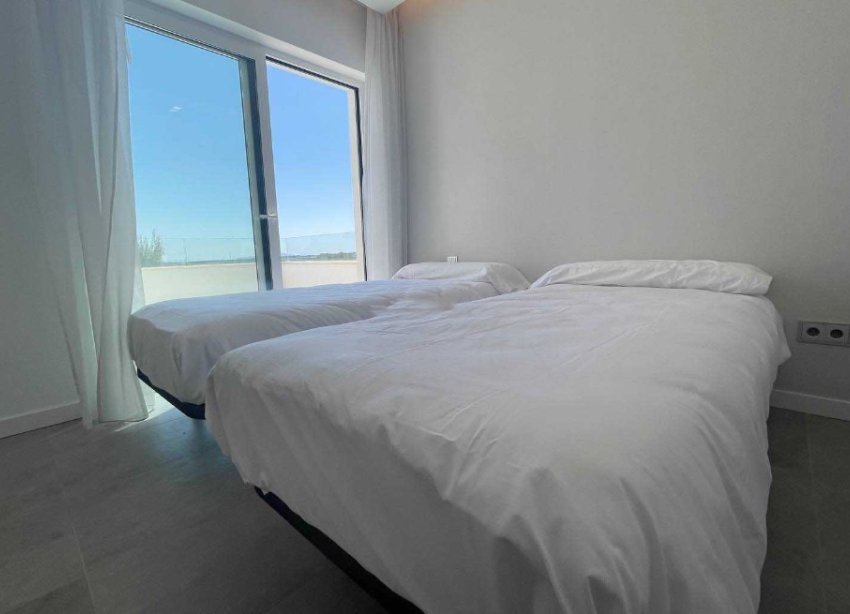 Resale - Villa - Las Colinas - Las Colinas Golf