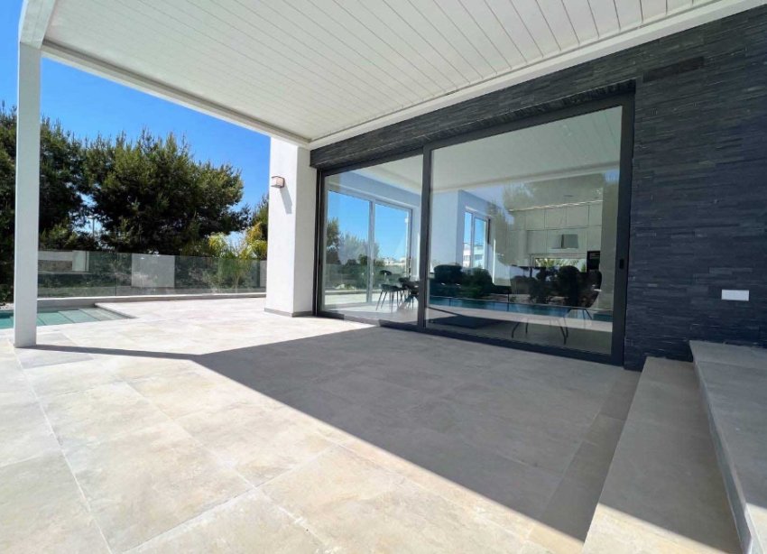 Resale - Villa - Las Colinas - Las Colinas Golf