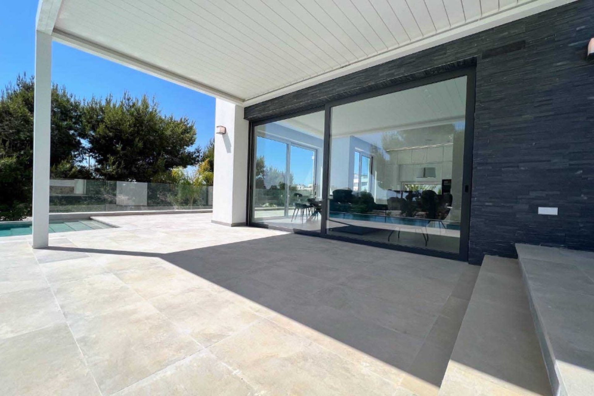 Resale - Villa - Las Colinas - Las Colinas Golf