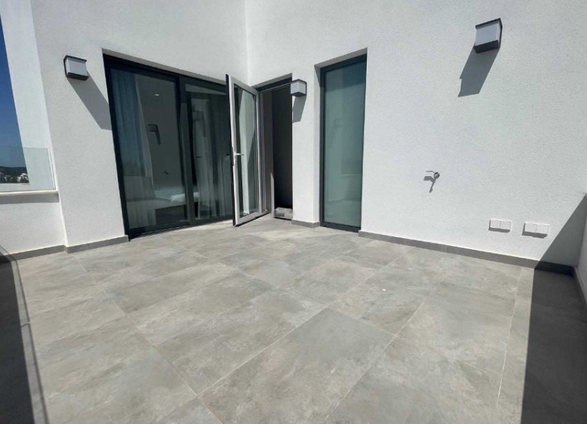 Resale - Villa - Las Colinas - Las Colinas Golf