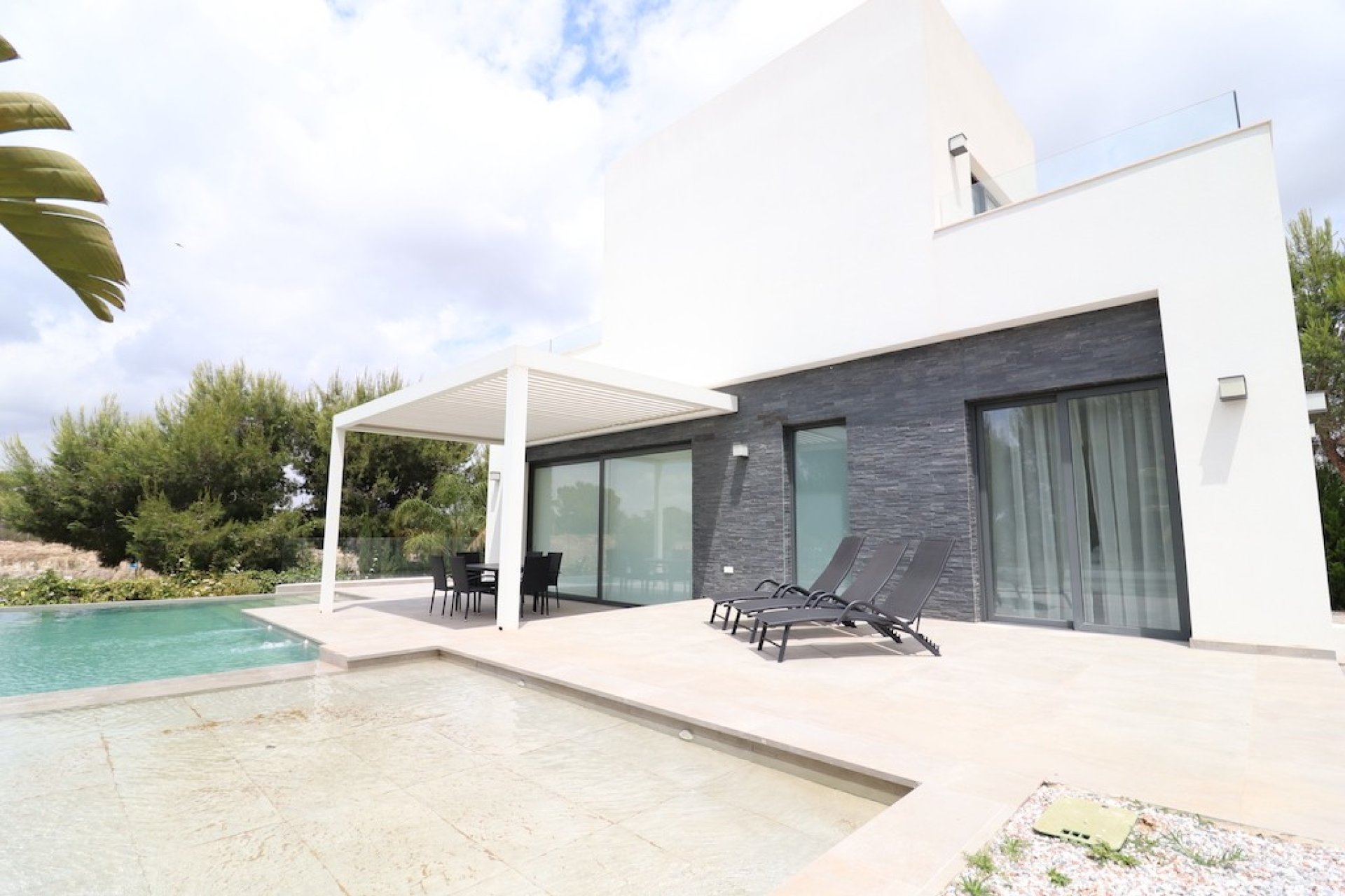 Resale - Villa - Las Colinas - Las Colinas Golf