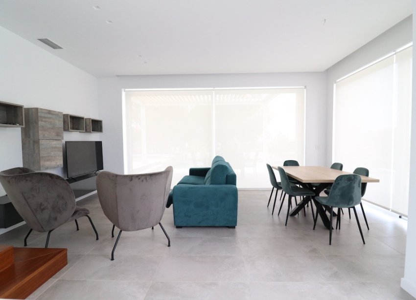 Resale - Villa - Las Colinas - Las Colinas Golf