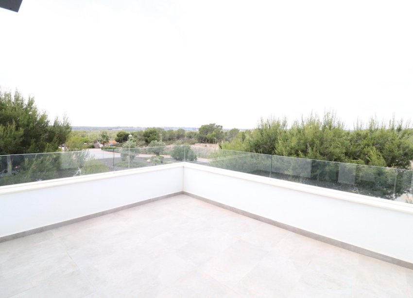 Resale - Villa - Las Colinas - Las Colinas Golf