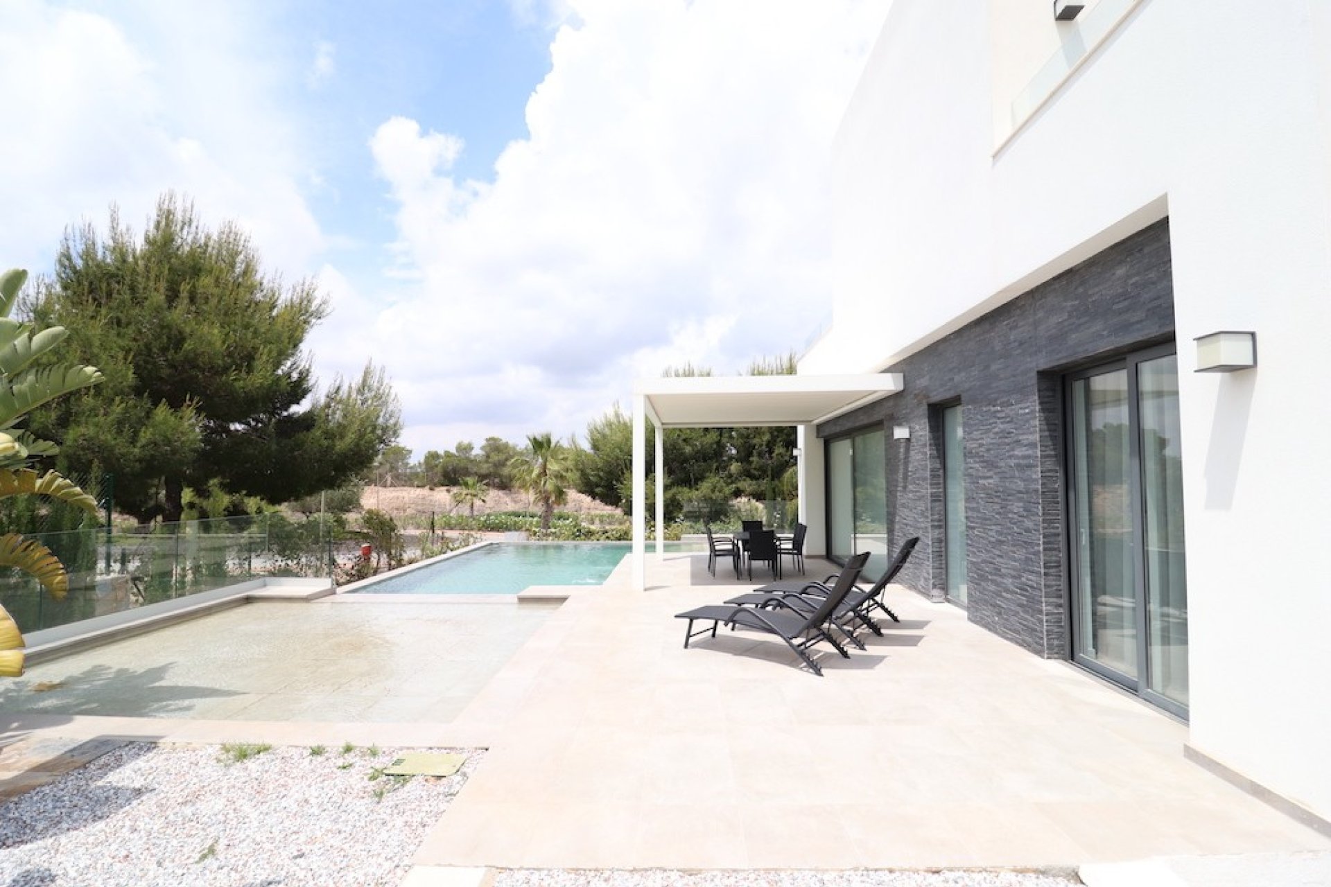 Resale - Villa - Las Colinas - Las Colinas Golf