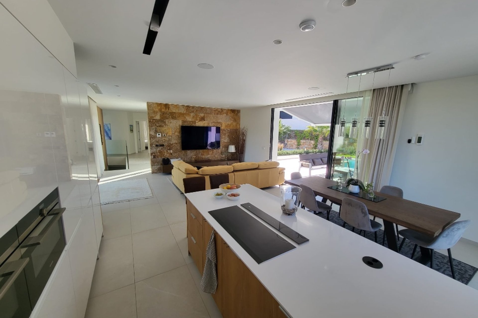 Resale - Villa - Las Colinas - Las Colinas Golf