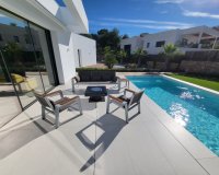 Resale - Villa - Las Colinas - Las Colinas Golf