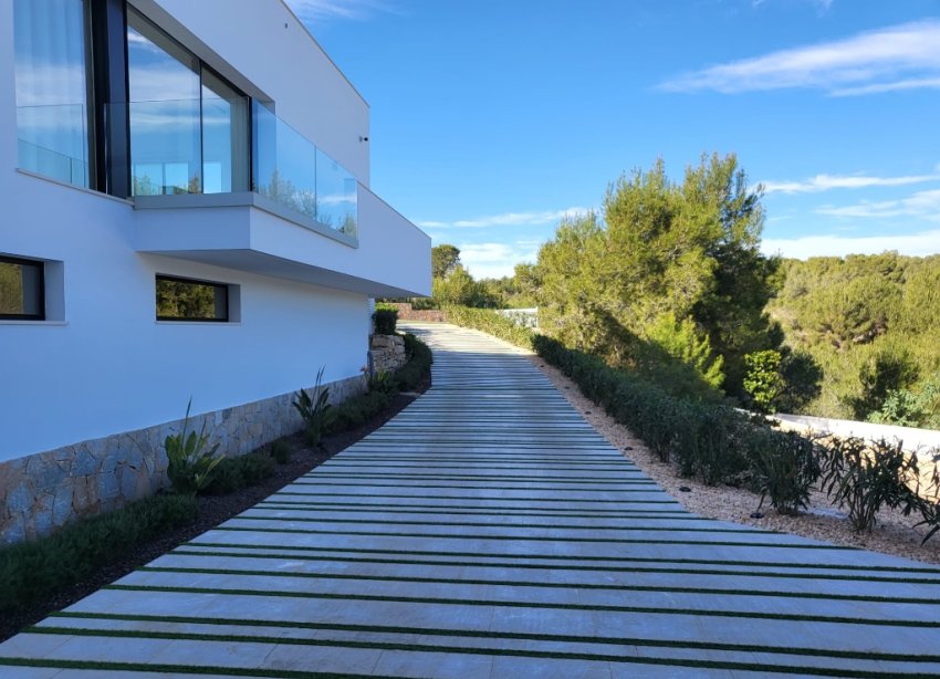 Resale - Villa - Las Colinas - Las Colinas Golf