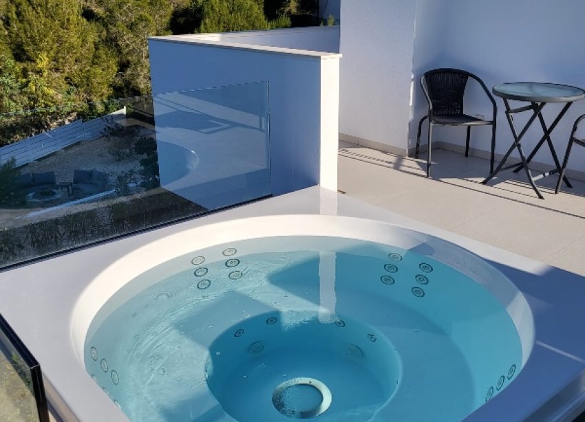 Resale - Villa - Las Colinas - Las Colinas Golf