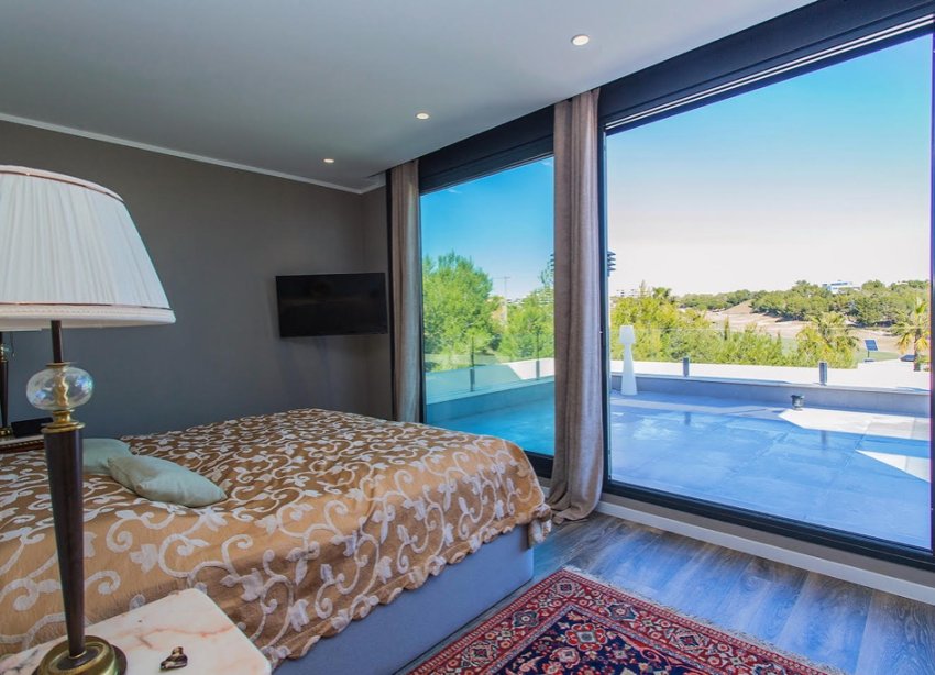 Resale - Villa - Las Colinas - Las Colinas Golf