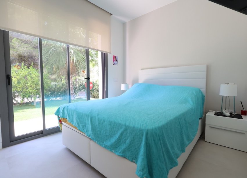Resale - Villa - Las Colinas - Las Colinas Golf