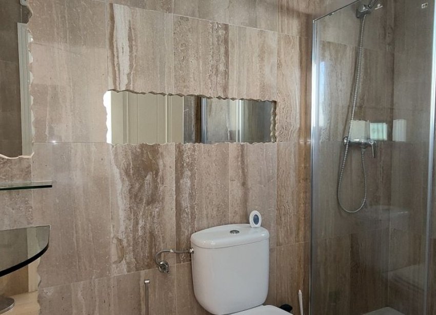 Resale - Villa - Las Ramblas Golf