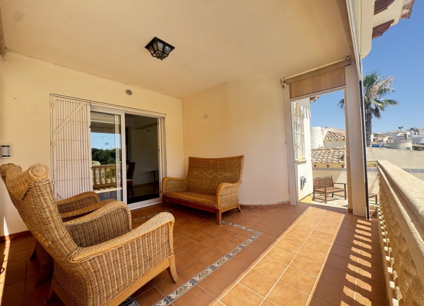 Resale - Villa - Las Ramblas Golf