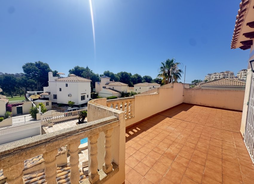 Resale - Villa - Las Ramblas Golf