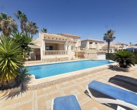Resale - Villa - Las Ramblas Golf