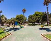 Resale - Villa - Los Alcazares - Centro