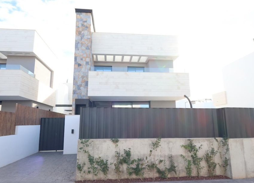 Resale - Villa - Los Alcazares - Santa Rosalía