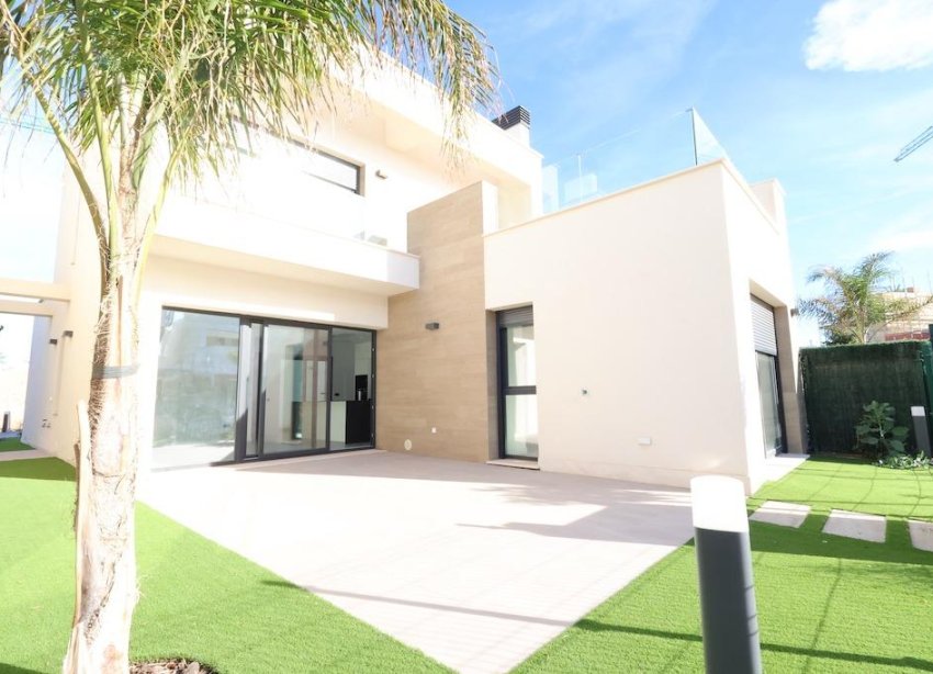 Resale - Villa - Los Alcazares - Santa Rosalía