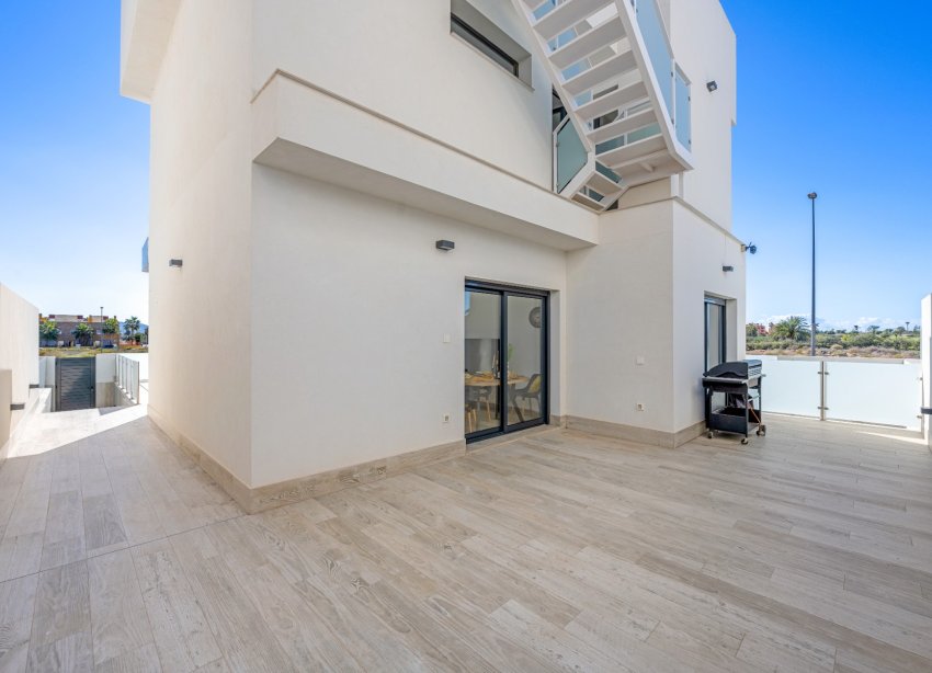 Resale - Villa - Los Alcazares - Serena Golf