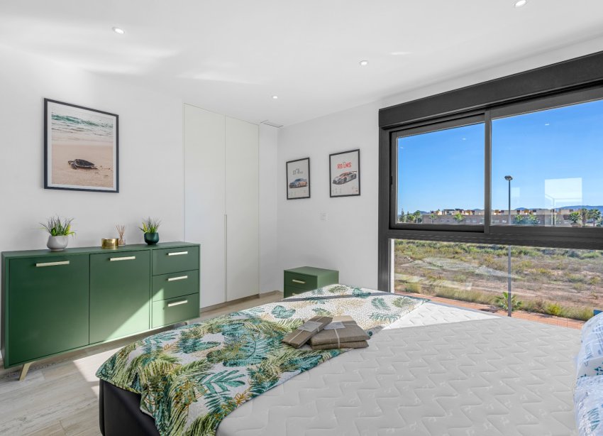 Resale - Villa - Los Alcazares