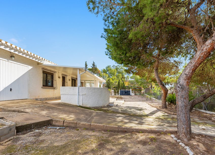 Resale - Villa - Los Balcones - Los Balcones - Los Altos del Edén