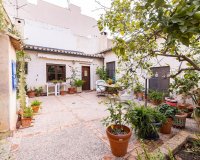 Resale - Villa - Los Martinez Del Puerto - Los Martínez del Puerto