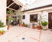 Resale - Villa - Los Martinez Del Puerto - Los Martínez del Puerto