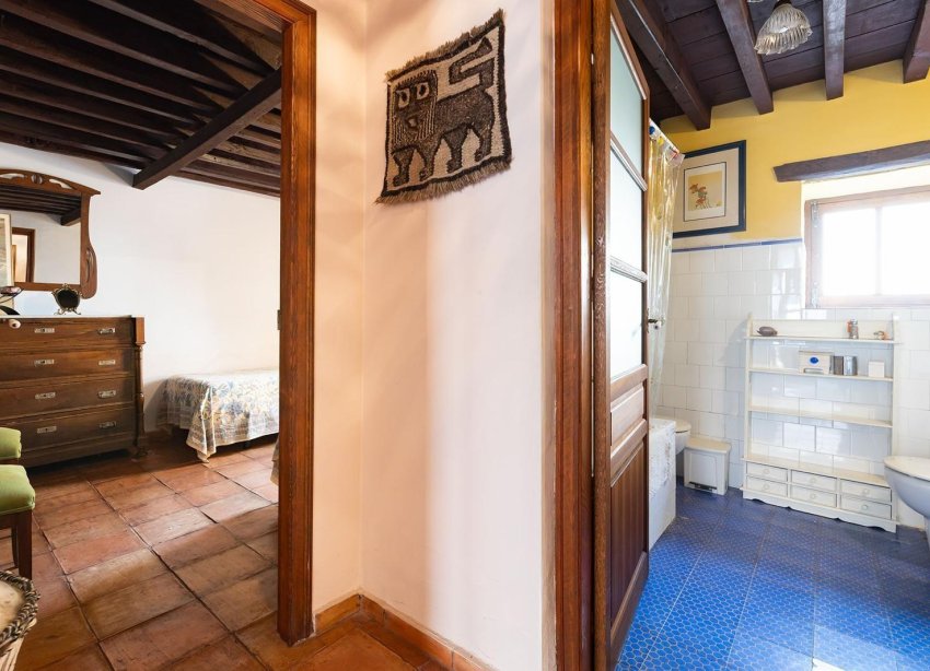 Resale - Villa - Los Martinez Del Puerto - Los Martínez del Puerto