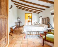 Resale - Villa - Los Martinez Del Puerto - Los Martínez del Puerto