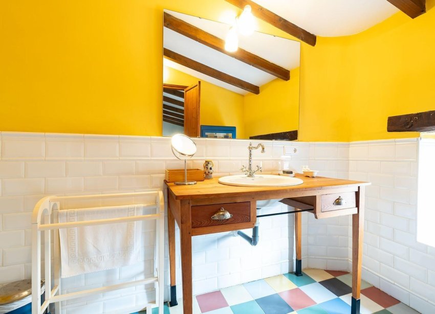 Resale - Villa - Los Martinez Del Puerto - Los Martínez del Puerto