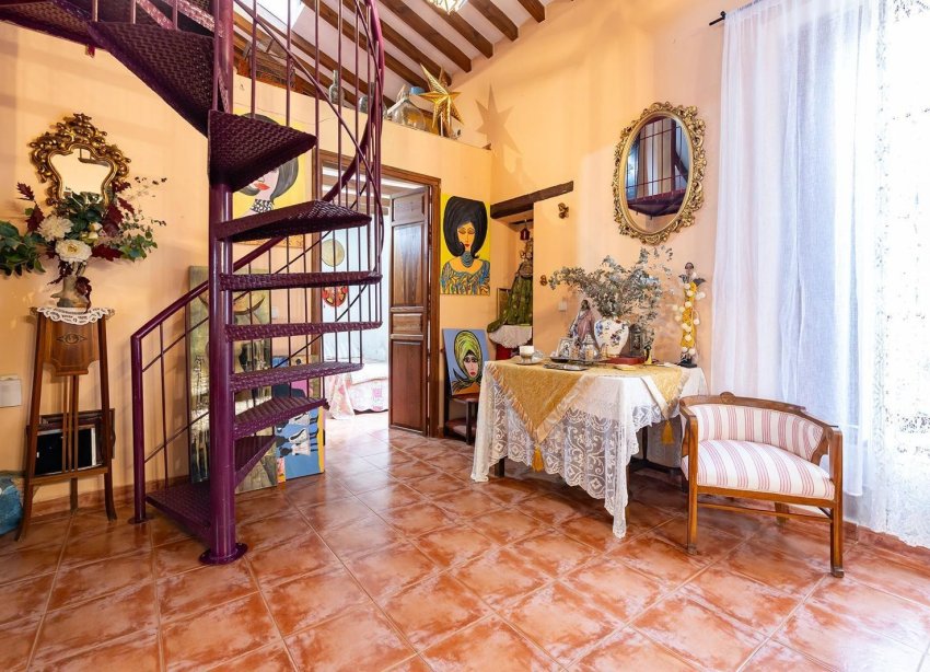 Resale - Villa - Los Martinez Del Puerto - Los Martínez del Puerto