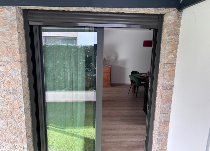 Resale - Villa - Los Montesinos - La Herada