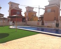 Resale - Villa - Los Montesinos - La Herrada