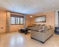 Resale - Villa - Los Montesinos - La Herrada