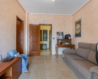 Resale - Villa - Los Montesinos - La Herrada