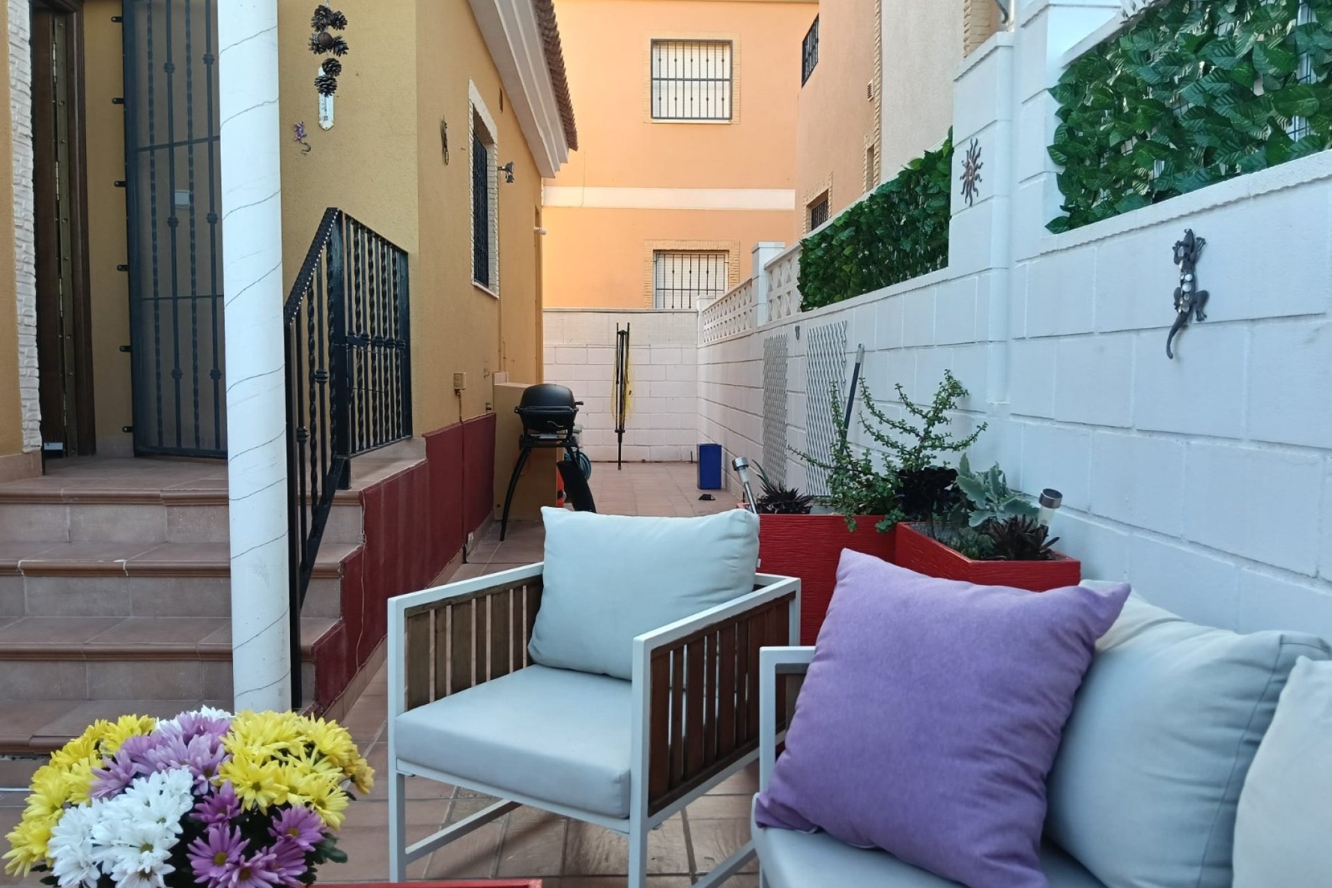 Resale - Villa - Los Montesinos - La Herrada