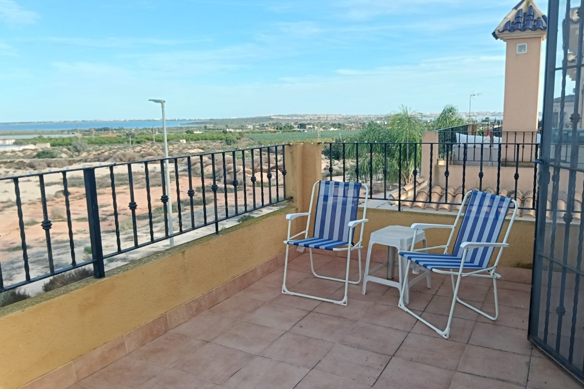 Resale - Villa - Los Montesinos - La Herrada