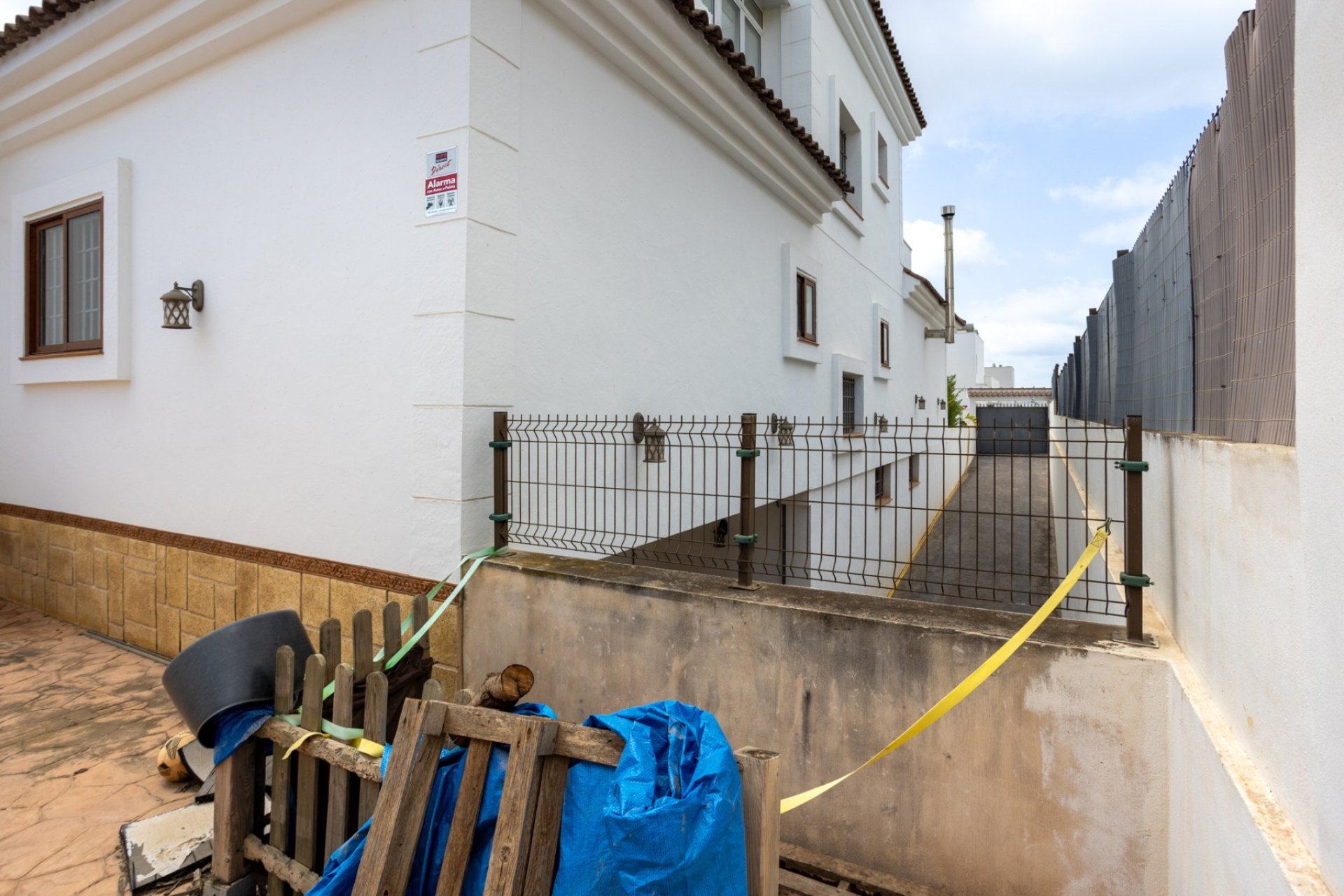 Resale - Villa - Los Montesinos - La Herrada