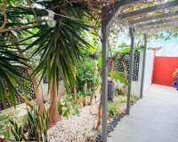 Resale - Villa - Los Montesinos - La Herrada