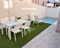 Resale - Villa - Los Montesinos - Los Montesinos - Urb. La Herrada