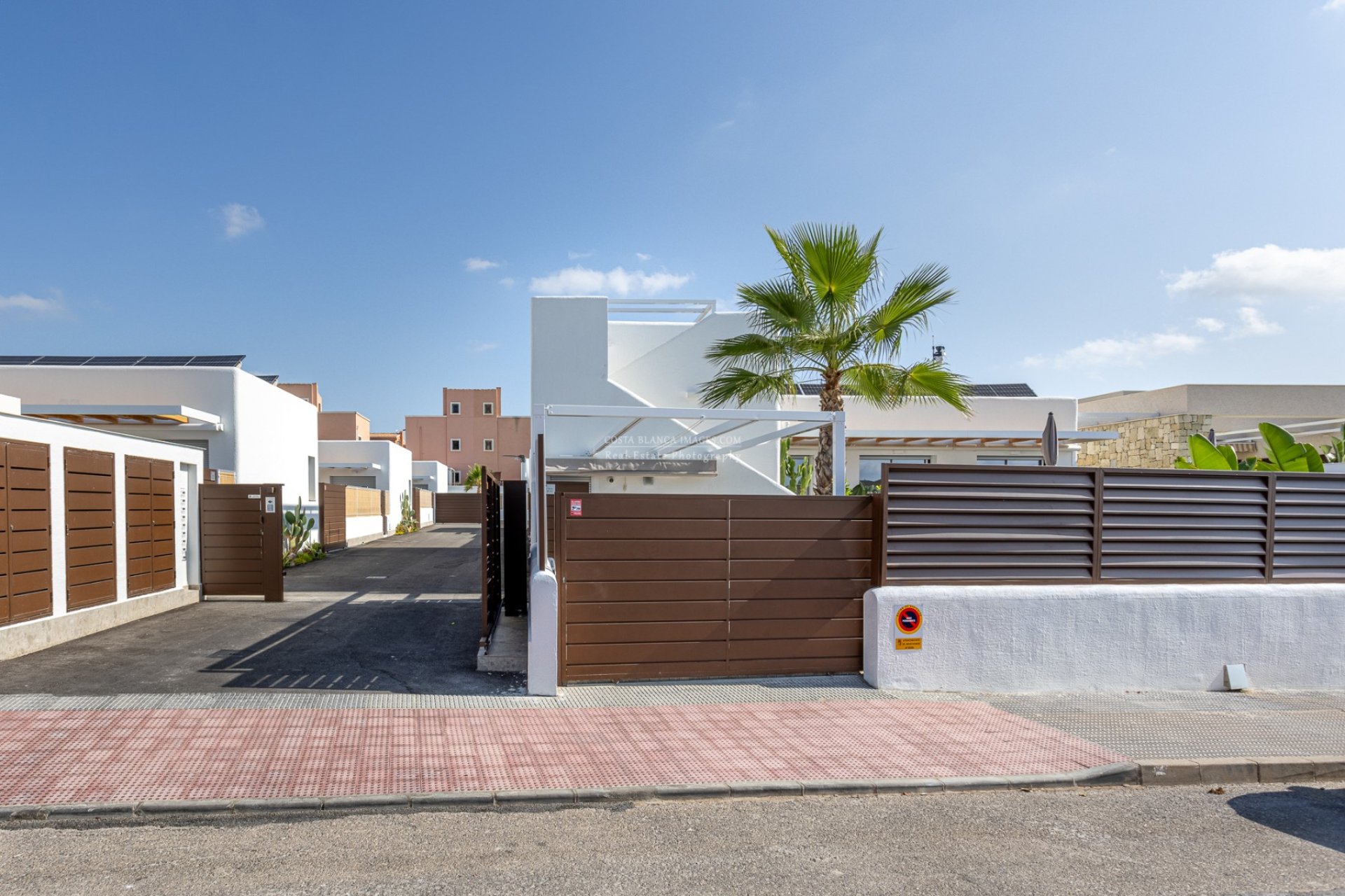 Resale - Villa - Los Montesinos - Los Montesinos - Urb. La Herrada