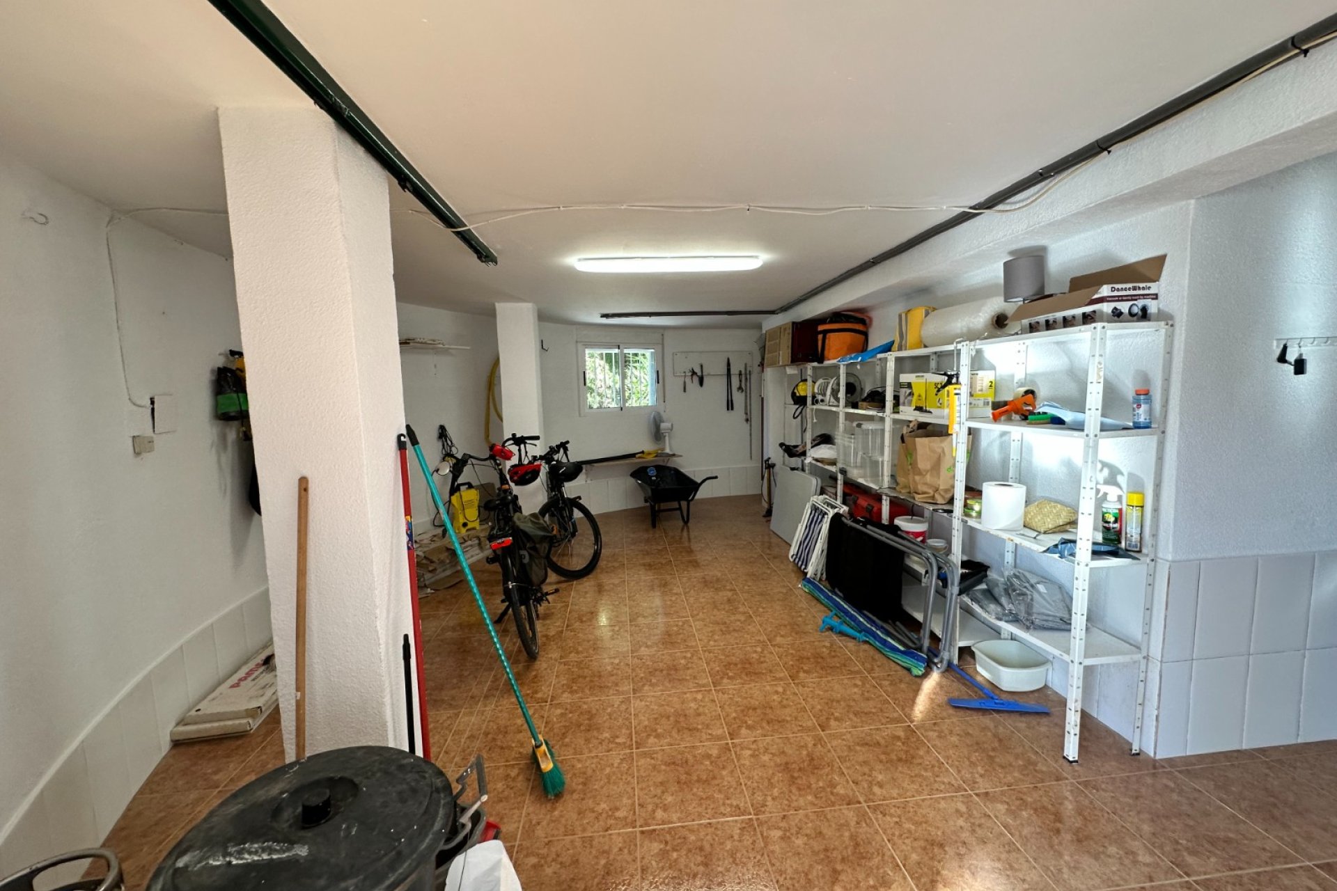 Resale - Villa - ORIHUELA - Benferri