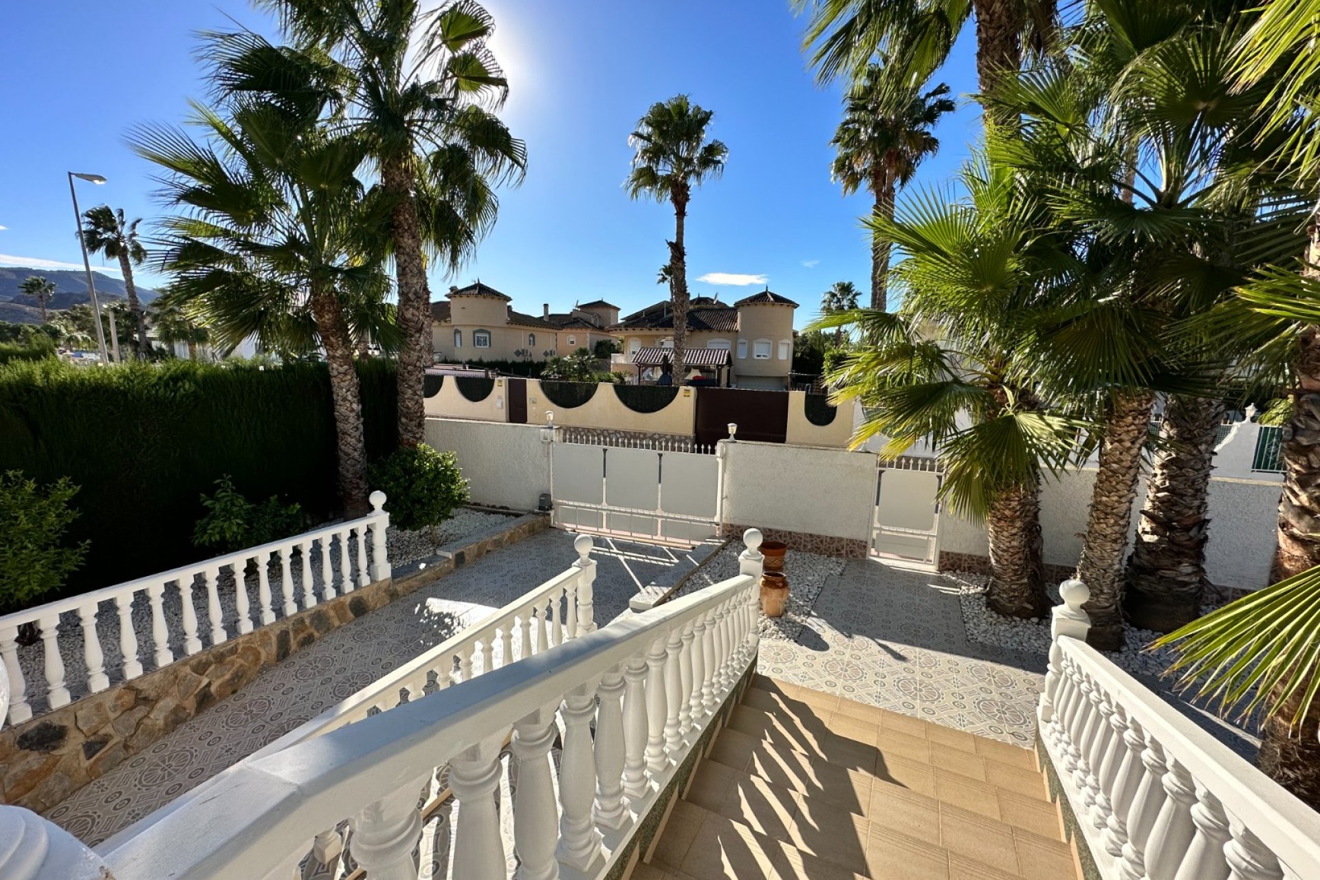 Resale - Villa - ORIHUELA - Benferri