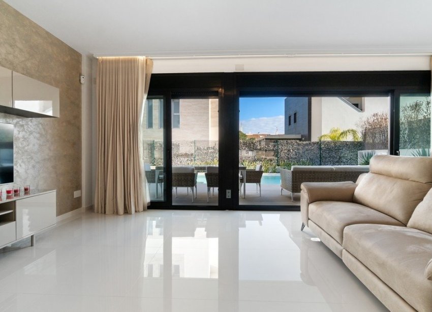 Resale - Villa - Orihuela Costa - Agua Marina