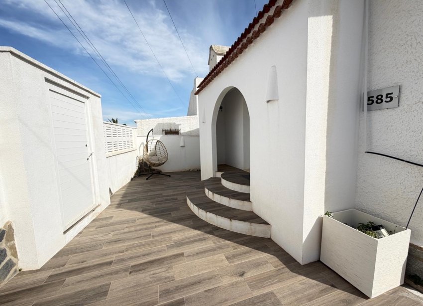 Resale - Villa - Orihuela Costa - Blue Lagoon